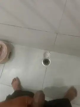 Snapshot of Gururonny07 chatting on 09/21/25, 01:44 Gururonny07 online show from 09/21/25, 01:44