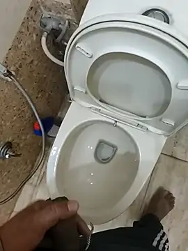 Snapshot of Gururonny07 chatting on 03/08/25, 05:38 Gururonny07 online show from 03/08/25, 05:38