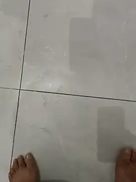 Snapshot of Gururonny07 chatting on 11/02/25, 12:26 Gururonny07 online show from 11/02/25, 12:26