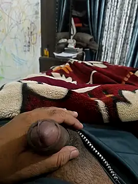 Snapshot of Gururonny07 chatting on 02/22/25, 05:24 Gururonny07 online show from 02/22/25, 05:24