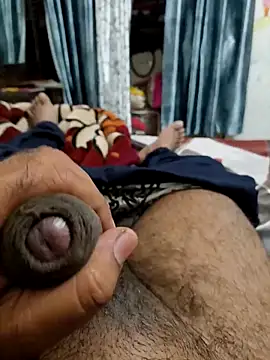 Snapshot of Gururonny07 chatting on 02/27/25, 09:36 Gururonny07 online show from 02/27/25, 09:36