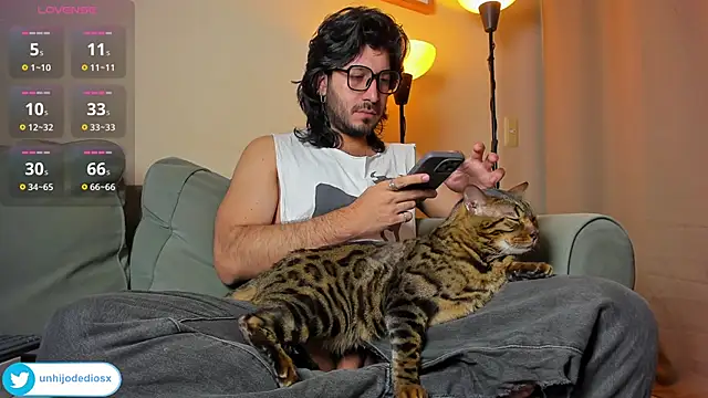 Ackerman Eren  online show from 02/06/26, 09:49