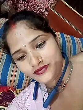 Snapshot of annaya_sweet chatting on 07/17/26, 08:33 annaya sweet online show from 07/17/26, 08:33