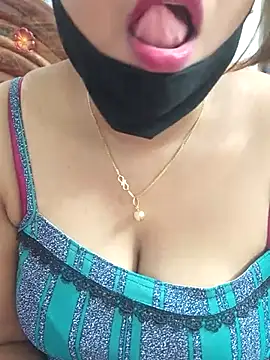 BongQueen9 online show from 03/17/26, 12:24