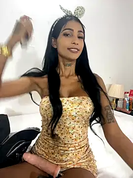 Snapshot of Antonellasmith00 chatting on 10/18/25, 12:51 Antonellasmith00 online show from 10/18/25, 12:51