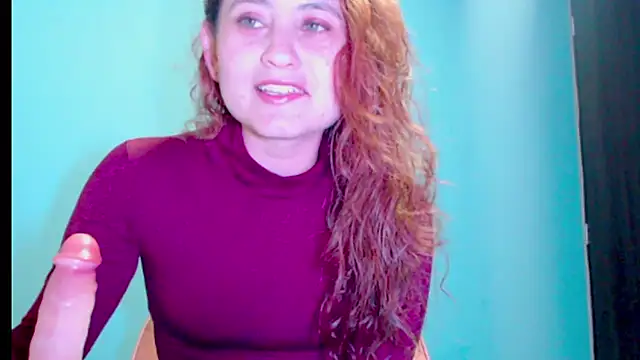 Snapshot of zoe_jones3 chatting on 03/13/25, 11:38 zoe jones3 online show from 03/13/25, 11:38