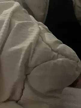 Snapshot of pignoufe chatting on 02/16/26, 09:24 pignoufe online show from 02/16/26, 09:24