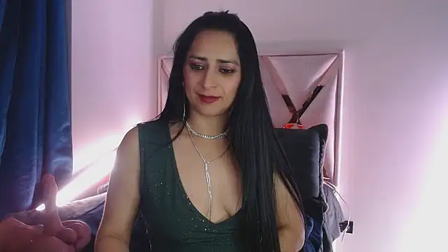 Snapshot of Andrea_Sexx_ chatting on 02/01/25, 09:00 Andrea Sexx online show from 02/01/25, 09:00