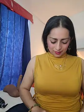 Snapshot of Andrea_Sexx_ chatting on 05/14/26, 04:48 Andrea Sexx online show from 05/14/26, 04:48