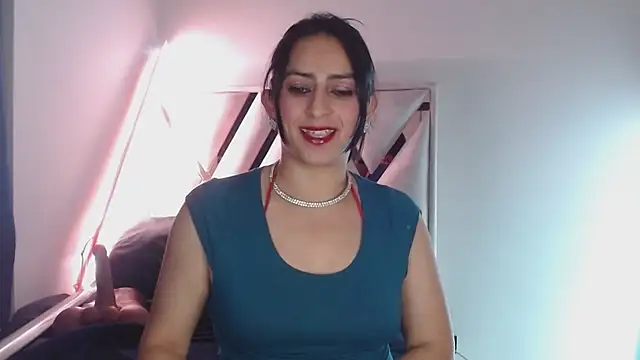 Snapshot of Andrea_Sexx_ chatting on 12/10/24, 06:54 Andrea Sexx online show from 12/10/24, 06:54