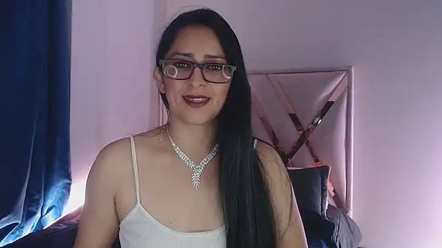 Snapshot of Andrea_Sexx_ chatting on 02/06/25, 04:42 Andrea Sexx online show from 02/06/25, 04:42
