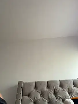 Laura fernandezII online show from 11/12/25, 07:29