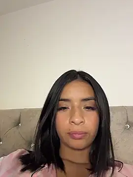 Laura fernandezII online show from 02/25/26, 02:23