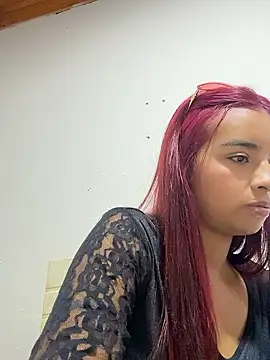 Laura fernandezII online show from 01/17/26, 04:21