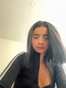 Laura fernandezII online show from 02/10/26, 09:03