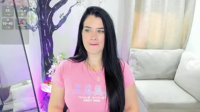 LenaRuiz  online show from 04/01/26, 01:41