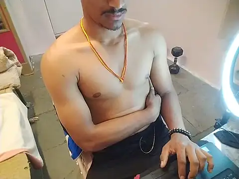 Snapshot of vicky0805 chatting on 10/04/25, 08:27 vicky0805 online show from 10/04/25, 08:27