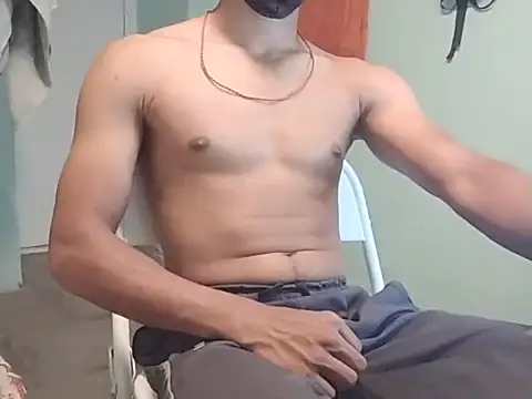 Snapshot of vicky0805 chatting on 03/19/25, 10:11 vicky0805 online show from 03/19/25, 10:11