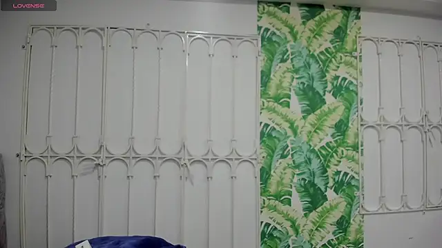  sharlotte777 online show from 04/15/26, 02:10