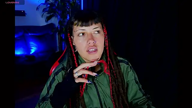 Snapshot of _sharlotte777 chatting on 02/21/26, 04:09 sharlotte777 online show from 02/21/26, 04:09