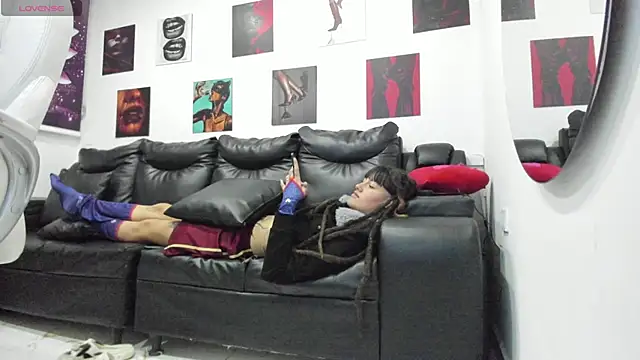  sharlotte777 online show from 10/02/25, 03:37