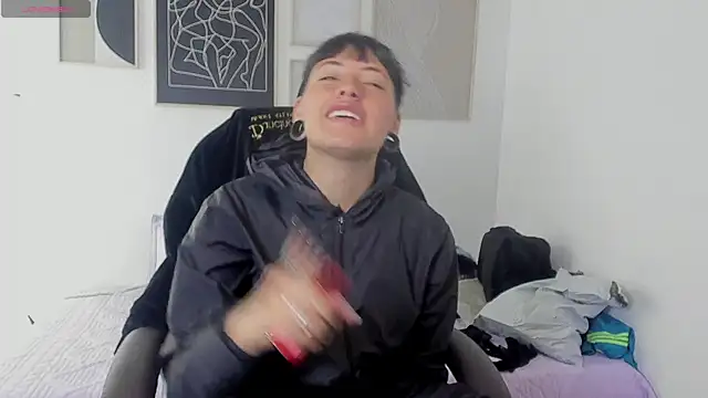  sharlotte777 online show from 11/28/25, 02:06