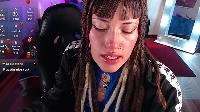  sharlotte777 online show from 03/18/25, 04:28