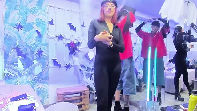  sharlotte777 online show from 10/31/25, 03:19