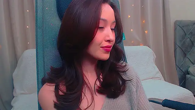 Snapshot of Ann__Cute chatting on 03/11/25, 08:08 Ann Cute online show from 03/11/25, 08:08