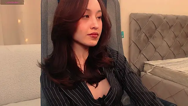 Snapshot of Ann__Cute chatting on 03/02/25, 10:37 Ann Cute online show from 03/02/25, 10:37