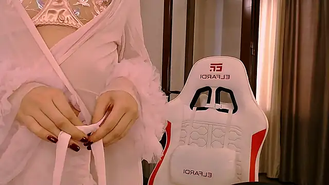 Ann  Cute online show from 11/05/25, 05:32