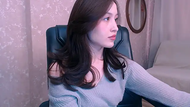 Snapshot of Ann__Cute chatting on 03/01/25, 05:52 Ann Cute online show from 03/01/25, 05:52