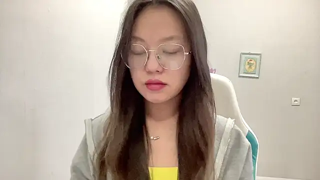 Risalynn online show from 01/29/25, 02:40