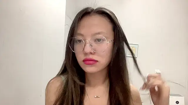 Risalynn online show from 02/26/25, 02:08