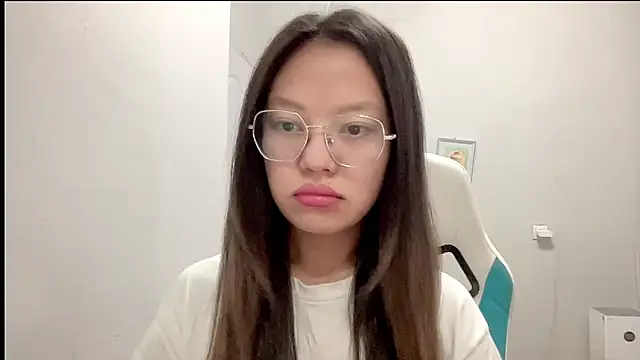 Risalynn online show from 03/03/25, 02:11