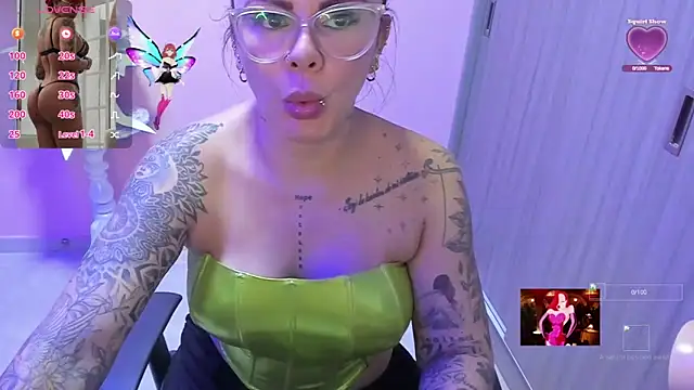 KAROL MILF online show from 11/28/25, 12:11