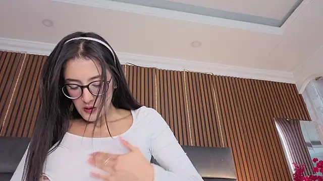 Princess Violett online show from 06/04/26, 02:33