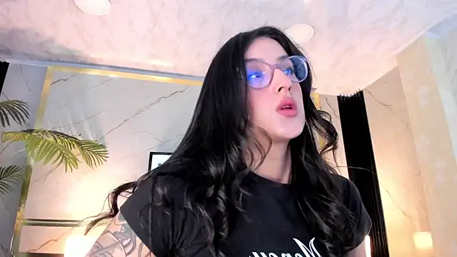 Princess Violett online show from 03/23/26, 01:44