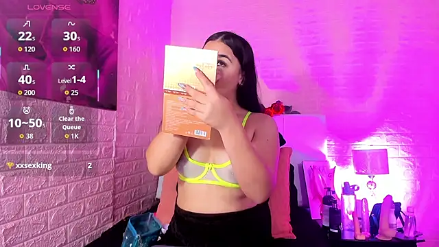 LYAA COLLINS  online show from 09/20/25, 10:53