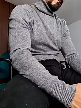 Snapshot of MAXIMUS_MASTE3 chatting on 03/16/25, 01:17 MAXIMUS MASTE3 online show from 03/16/25, 01:17