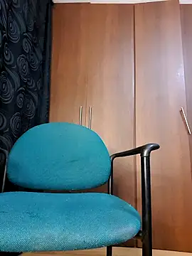 Snapshot of MAXIMUS_MASTE3 chatting on 03/09/25, 05:11 MAXIMUS MASTE3 online show from 03/09/25, 05:11