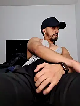 Snapshot of MAXIMUS_MASTE3 chatting on 02/27/25, 03:08 MAXIMUS MASTE3 online show from 02/27/25, 03:08