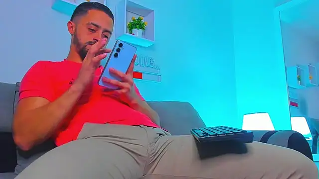 MAXIMUS MASTE3 online show from 02/25/26, 11:48