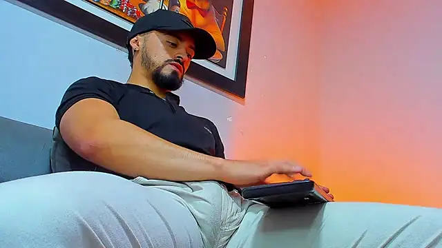 MAXIMUS MASTE3 online show from 11/05/25, 08:45