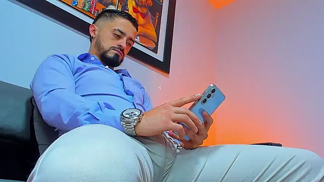 MAXIMUS MASTE3 online show from 10/31/25, 07:43