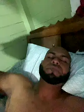 islandvybee55 online show from 09/15/25, 06:58