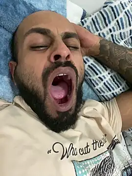 islandvybee55 online show from 01/29/25, 01:05