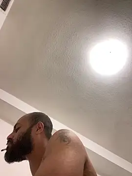 islandvybee55 online show from 02/09/25, 04:36