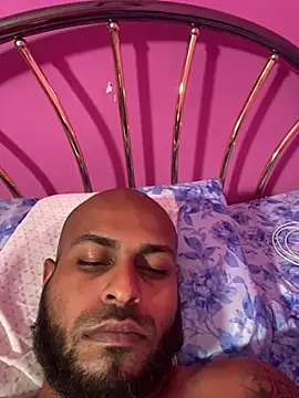 islandvybee55 online show from 02/23/26, 04:25