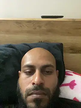 islandvybee55 online show from 03/12/26, 02:43
